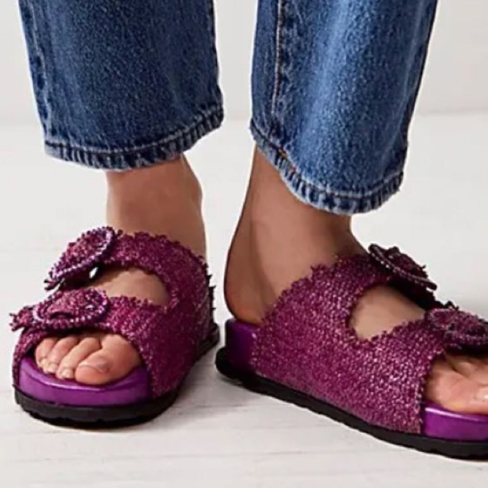 BTB Los Angeles Cenote Slip on Als- Fuchsia size 8